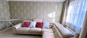 Room-salford Detached House With Ensuite