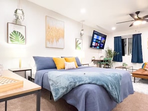 Iron/ironing board, WiFi, bed sheets - Idyllic Studio w/ King Bed, Hot-Tub & Full Kitchen (Idaho Falls)