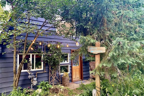 Welcome to Cedar Forest Cabin