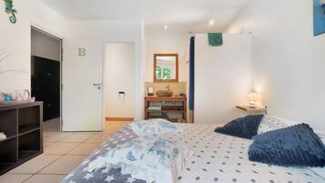 1 bedroom, WiFi, bed sheets