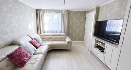 Room-classy Double Room Salford Detached