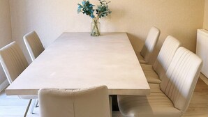 Unclassified image, 2 of 18, button - Room-classy Double Room Salford Detached (Salford)