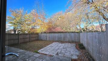 Dortoir PartagĂ©, 1 chambre, accessible aux personnes Ă mobilitĂ© rĂ©duite | Enceinte de lâhĂ©bergement