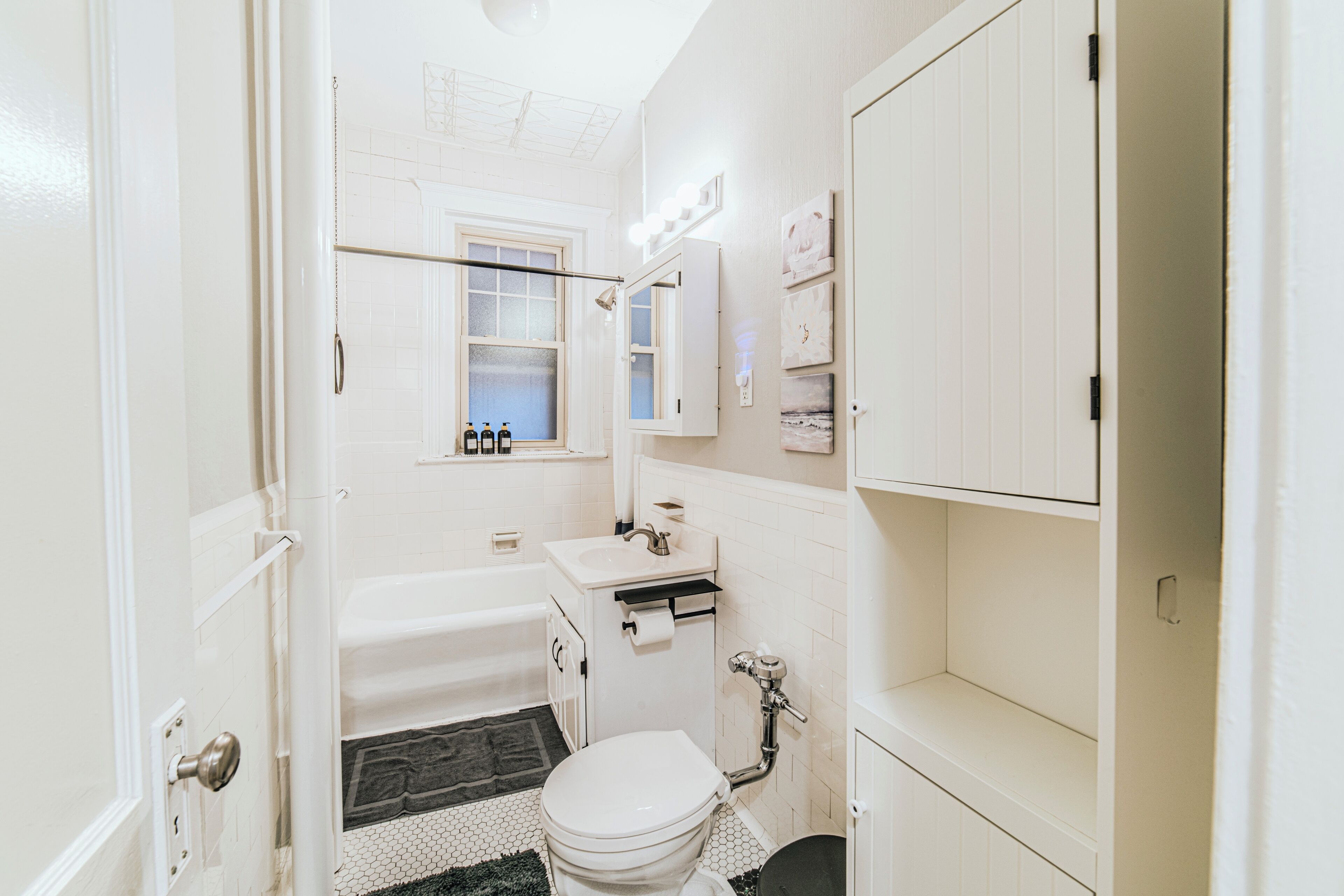 Towels, soap, toilet paper