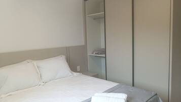 Apartamento básico | 2 quartos, Wi-Fi de cortesia