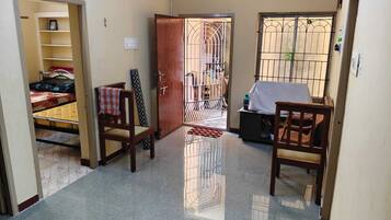 2 quartos, ferros/tábuas de passar roupa, Wi-Fi