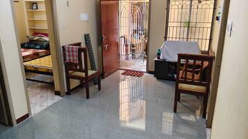 2 quartos, ferros/tábuas de passar roupa, Wi-Fi