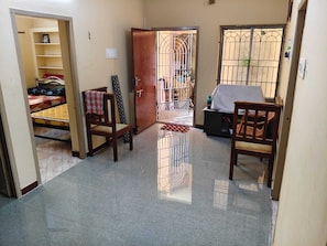 2 quartos, ferros/tábuas de passar roupa, Wi-Fi