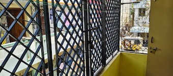 Coolest 2-BHK Apartment with Amenties in Charming Chennai