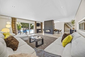 TV, ping pong - Villa Caripira by Villa Plus (Albufeira)