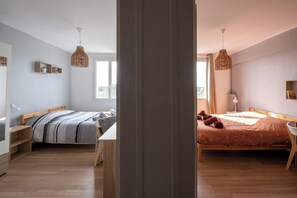 Iron/ironing board, WiFi, bed sheets - Le Grandmont - 100m from the park - at the foot of the faculty (Tours)
