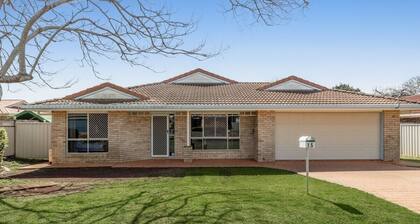 Perfect Family Retreat in Middle Ridge!