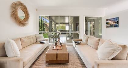 Sophistication & Style â Near Gabbinbar!