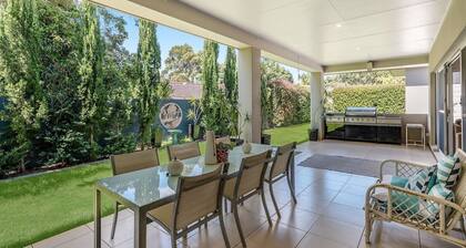 Sophistication & Style – Near Gabbinbar!