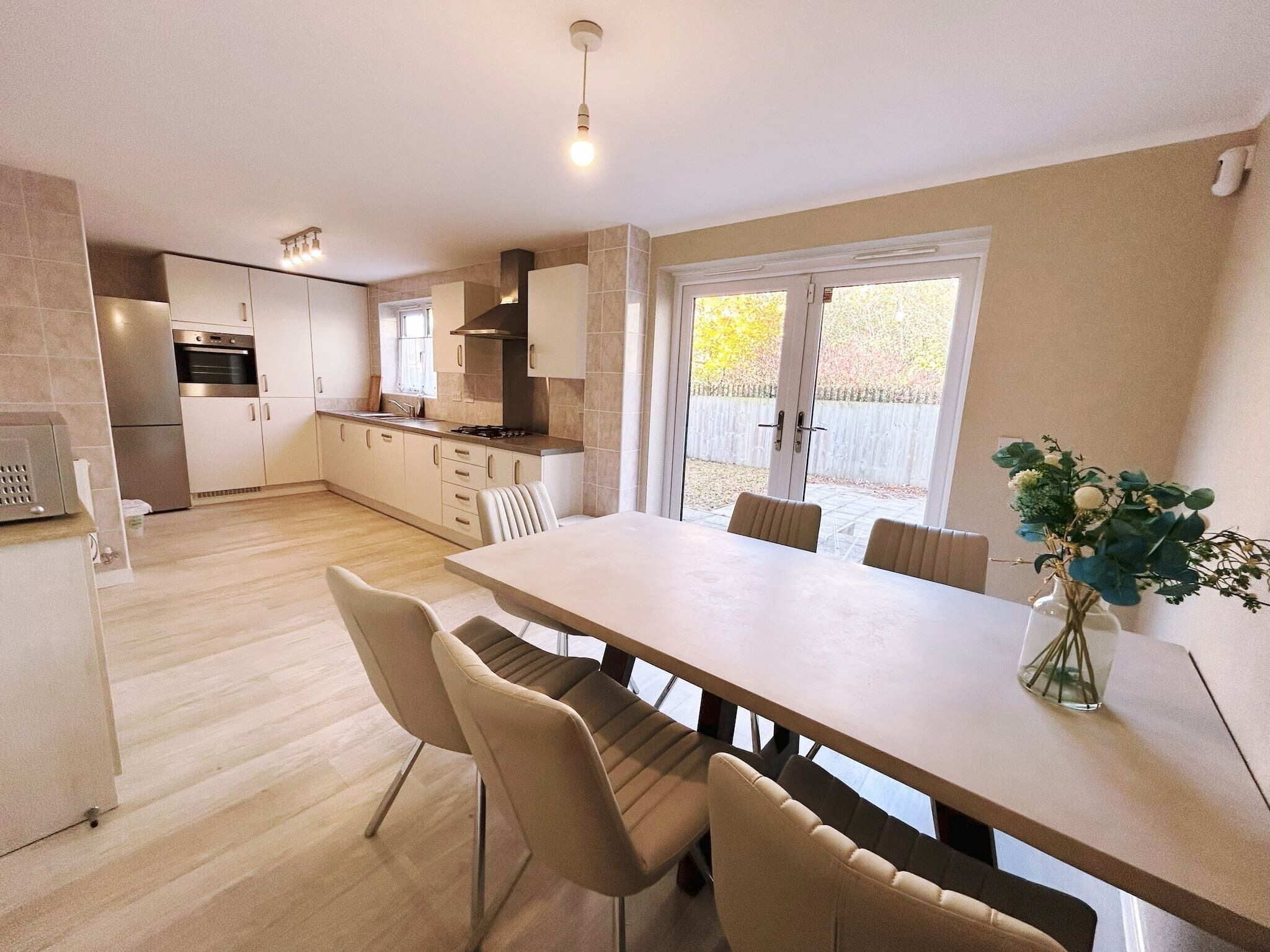 Shared Dormitory, 1 Bedroom | Dining room