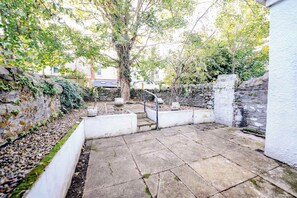 Property grounds - Trendy Roath Studio | Free Hot Tub ✨ (Cardiff)