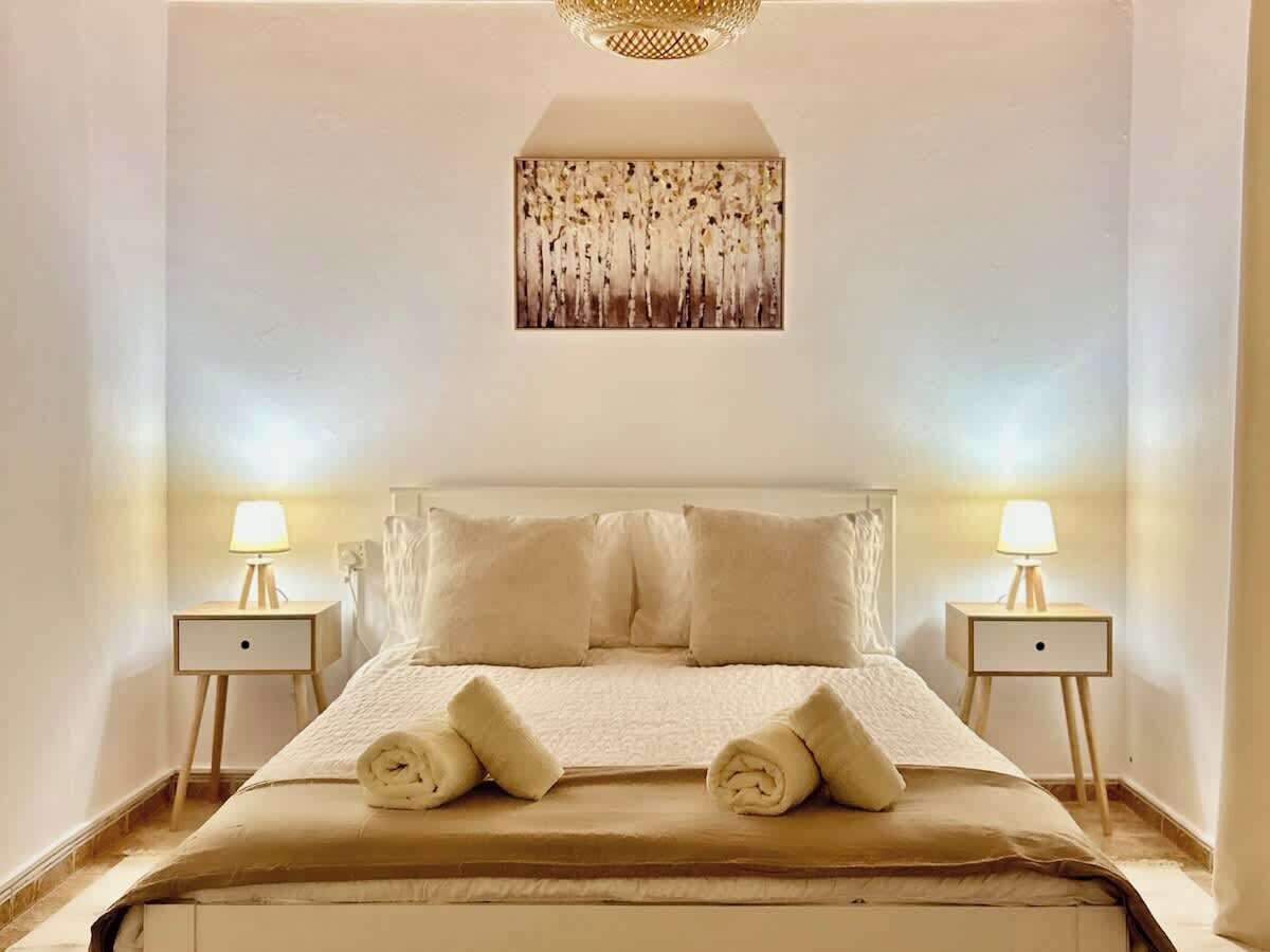 1 多间卧室、熨斗/熨衣板、免费 WiFi、床单