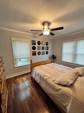 3 habitaciones, internet y ropa de cama