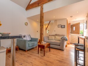 Living area - Pass the Keys | Charming Granary Escape | Garden & Countryside (Much Wenlock)