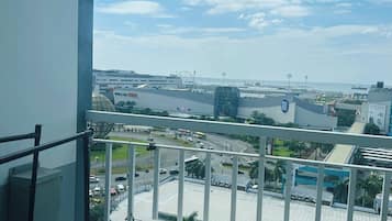 Apartment, 1 Bedroom, Smoking | Property grounds