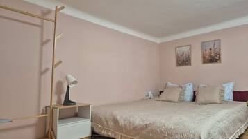 1 Schlafzimmer, Bügeleisen/Bügelbrett, WLAN, Bettwäsche