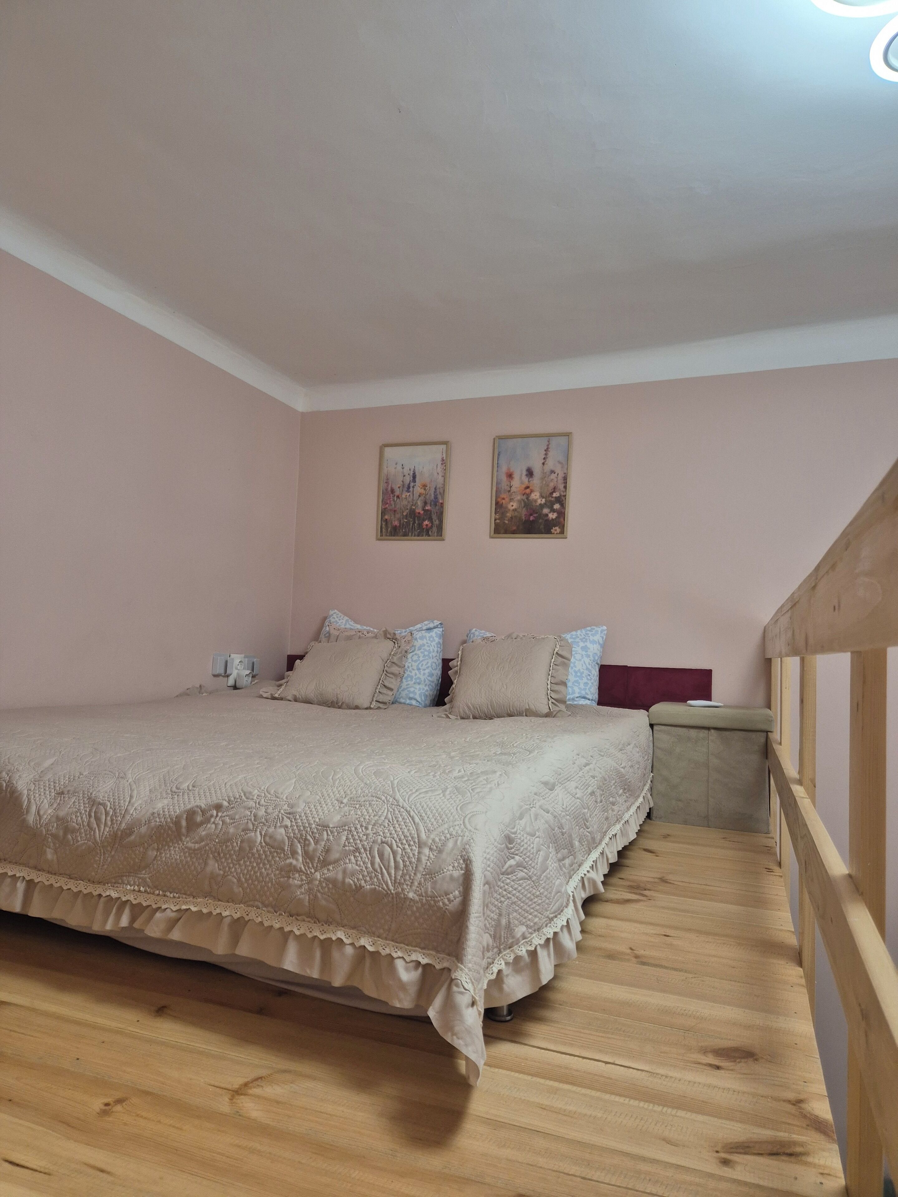 1 sovrum, strykjärn/strykbräda, wi-fi och sängkläder