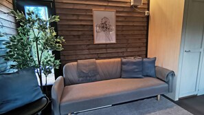 Xalet, vistes a la vall | Sala d'estar