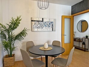 Dining - Apartamento Renfurbis - Ole Solutions (Jerez de la Frontera)