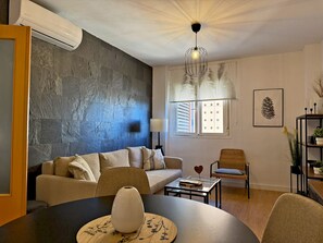 TV - Apartamento Renfurbis - Ole Solutions (Jerez de la Frontera)