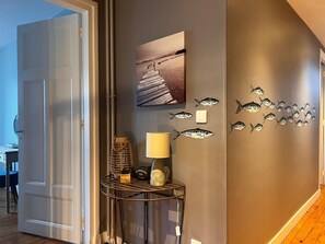 Interior - Town house with terrace close to the port and shops! (08)
