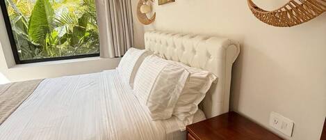 In-room safe, free WiFi