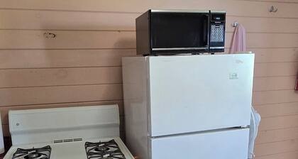 Suite 8 - Rustic, budget minded 1 bed studio near Cabot Beach Provincial Park