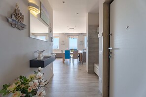 Interior - Wanderlust by MONHOLIDAY (Monopoli)