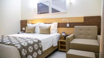 Economy Double Room | In-room safe, desk, laptop workspace, blackout drapes