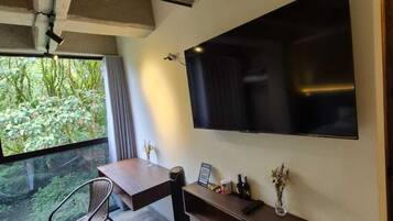 Phòng Suite (202) | Bếp riêng | Tủ lạnh, lò vi sóng, bếp nấu, dụng cụ pha cà phê/trà