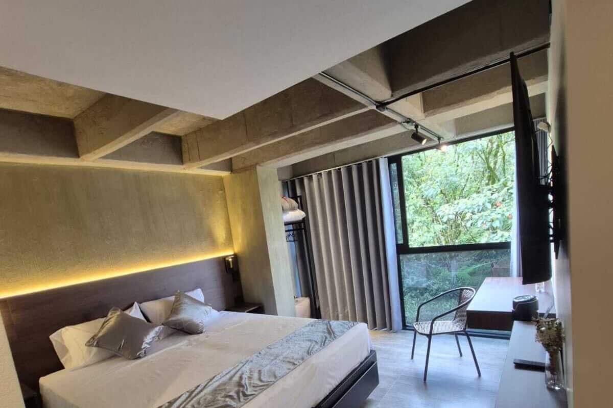 Minibar, desk, laptop workspace, blackout drapes