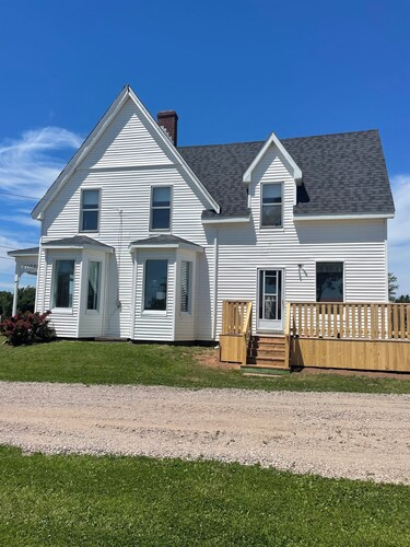 Dean's Seaside Escape,
Beautiful beaches and awesome sunrise and sunsets!