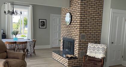 Dean's Seaside Escape,
Beautiful beaches and awesome sunrise and sunsets!