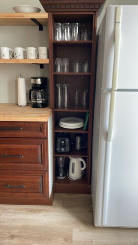 Dean's Seaside Escape,
Beautiful beaches and awesome sunrise and sunsets!