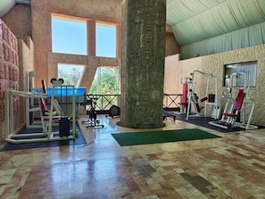 المنشأة من الداخل