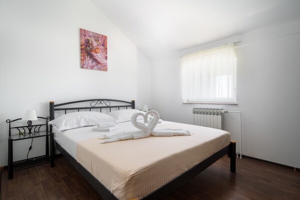 House | 6 bedrooms, iron/ironing board - MY Dalmatia - Villa Olea (Vodice)
