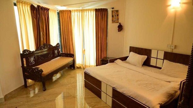 Nhà | 4 phòng ngủ, bàn ủi/dụng cụ ủi quần áo 