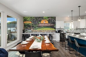 تناول الطعام