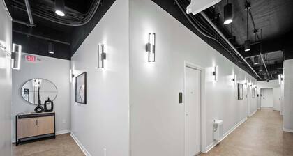 The 333 Suites 302 Stay for 4