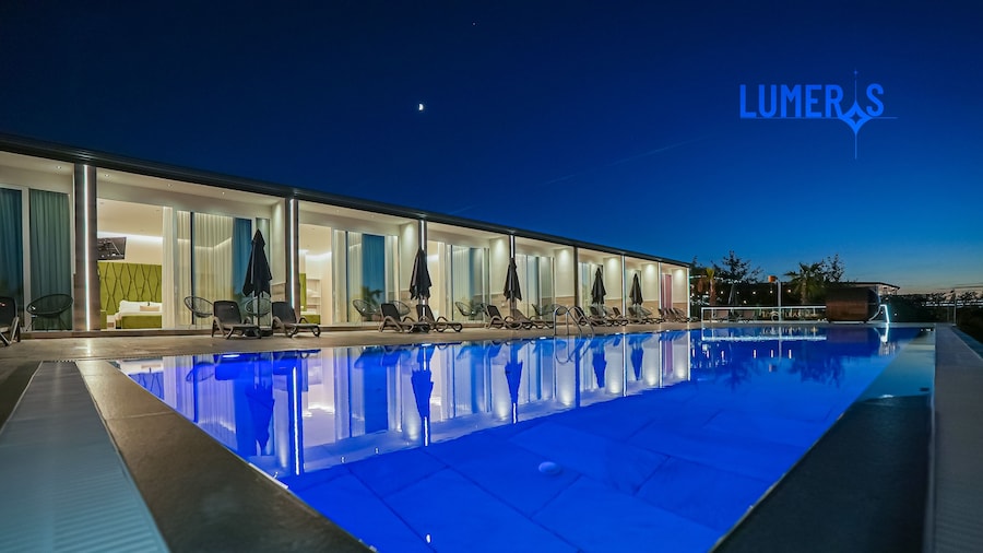 Lumeris lakeview Suites and SPA