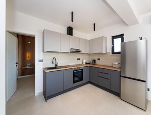 Cleaning supplies - Modern Apartment Near Beach Vrsi (Vrsi)