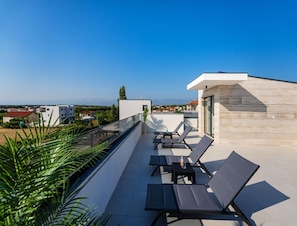 Balcony - Modern Apartment Near Beach Vrsi (Vrsi)