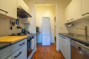 Microwave, oven, stovetop, dishwasher