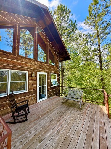 Quiet, romantic log cabin on 20 acres in pristine Black Hills National Forest. 
