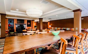 تناول الطعام